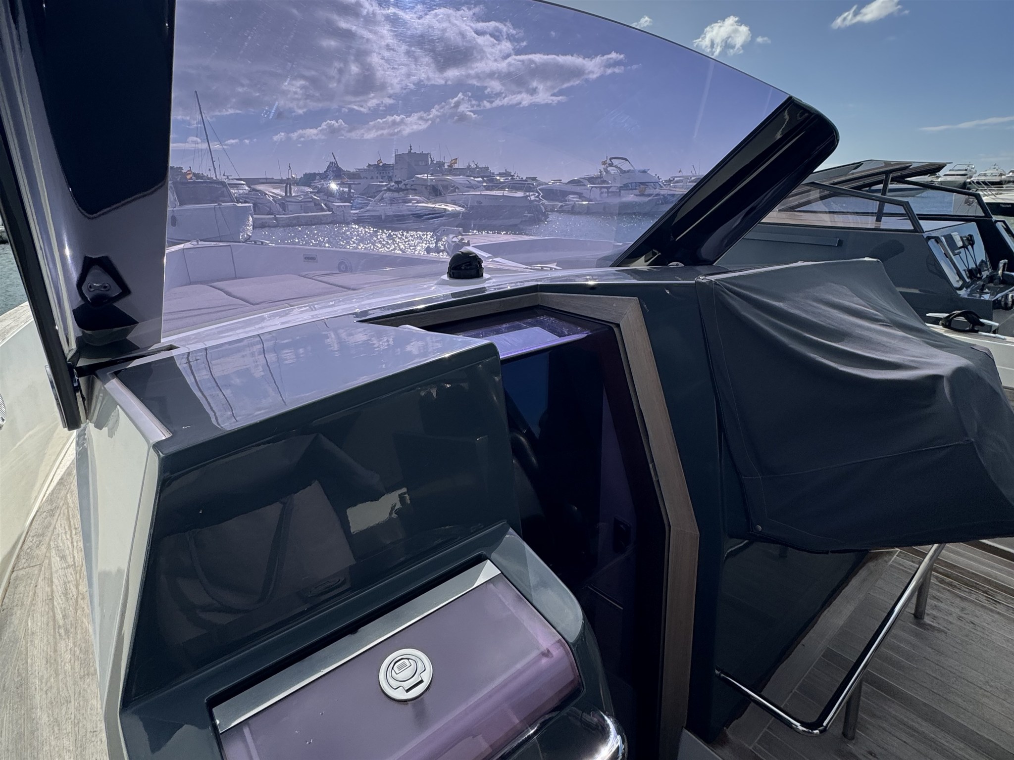 Fjord 40 Open 2012  (13)