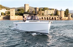 Fjord_38_xpress_exterior_023-171018