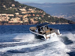 Fjord_38_xpress_Exterior_004-1735