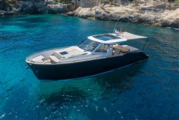 Austin Parker 44 Ibiza  (10)