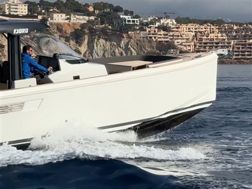Fjord 38 Open 2023  (4)