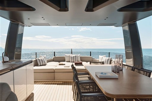 SEADECK_9_IMAGE__0018_SD9-Flybridge-1.jpg
