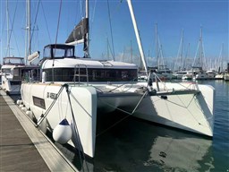 649006-2723d879ce107db5d006bac01f82772f-x-8068941-e4e8530acacd2c0c5bd5a58b805e140c