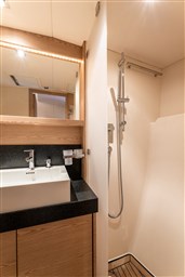 WhatsApp Image 2025-10-01 at 15.52.08 (1)