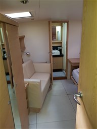 WhatsApp Image 2025-10-01 at 15.52.15 (2)