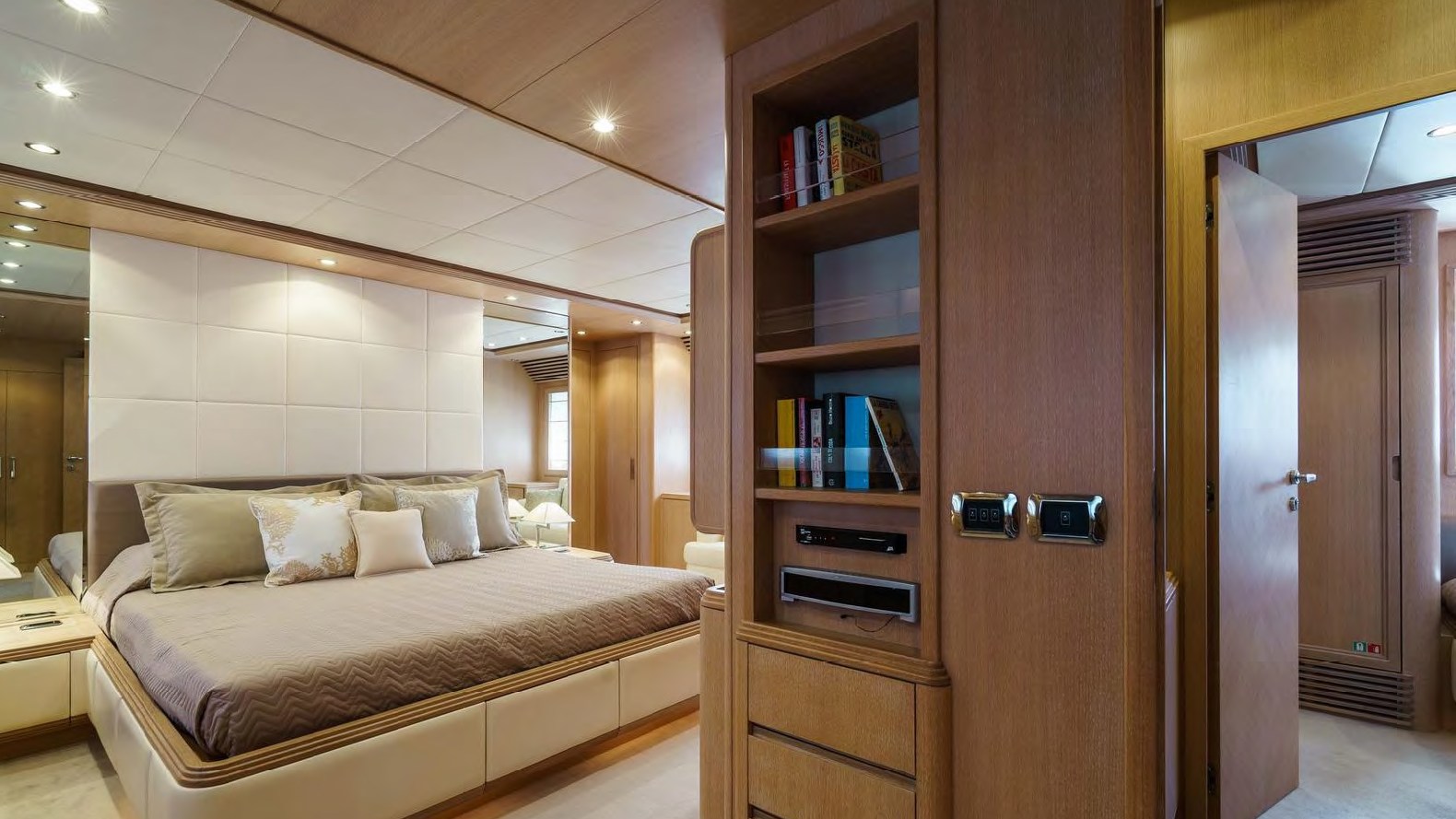 Alalunga Open 85x Sport - Charter Pontine