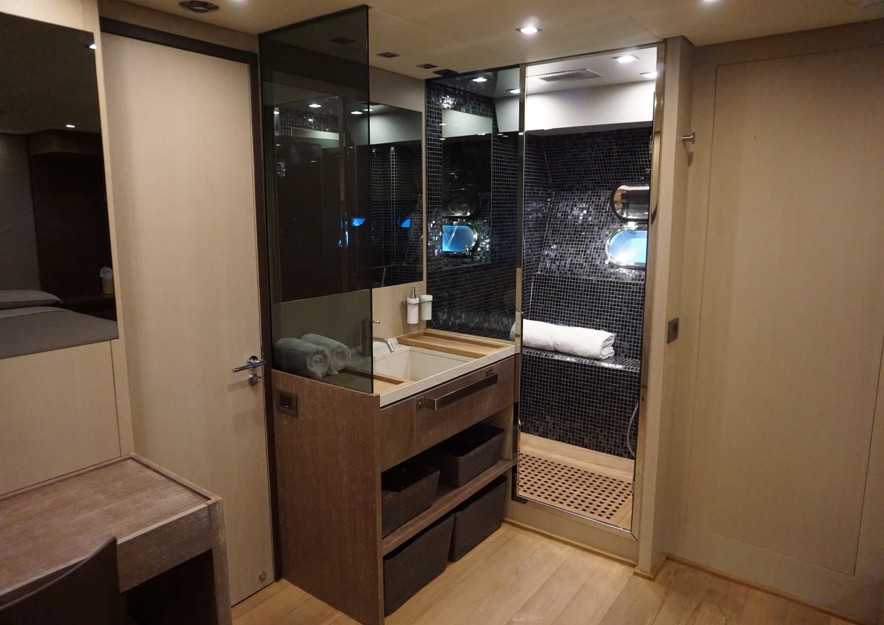 Arno Leopard 24 - Charter Pontine