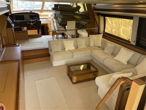 Ferretti Yachts - ALTURA 690