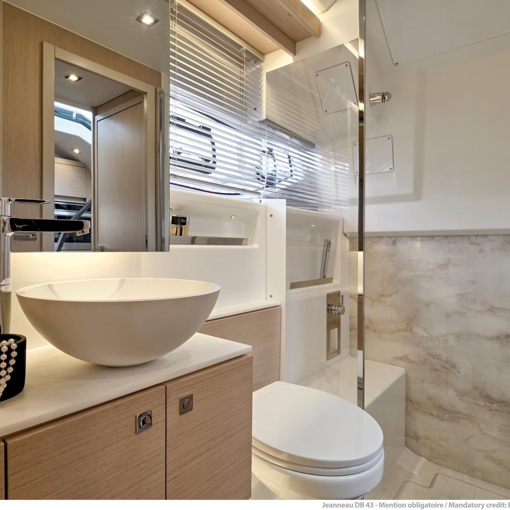 Jeanneau Db/43 - Daily Charter Costiera Amalfitana