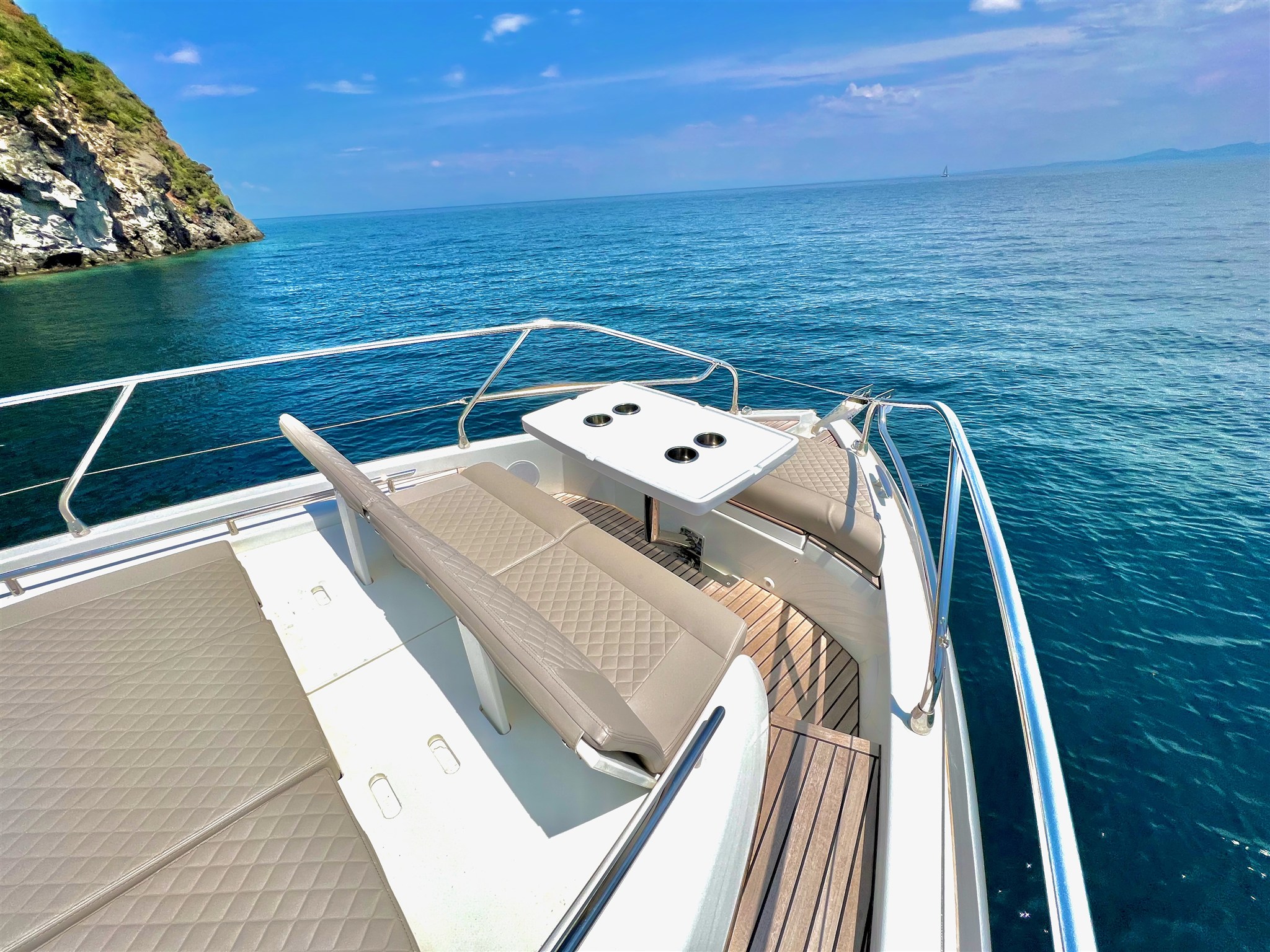 Jeanneau Db/43 - Daily Charter Costiera Amalfitana