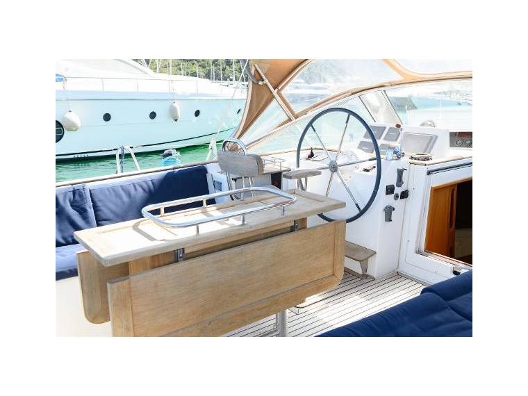 Beneteau 57