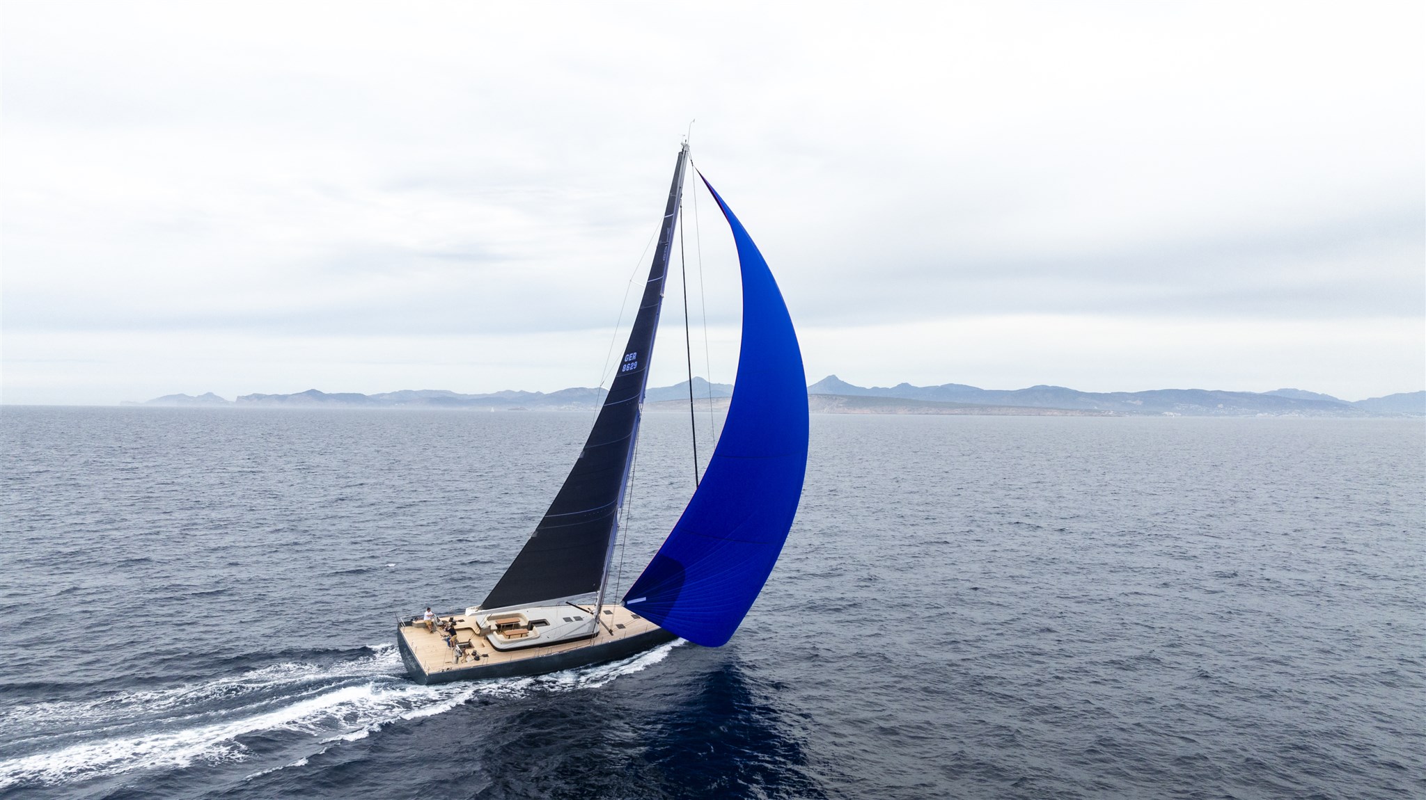 Yyachts Y8