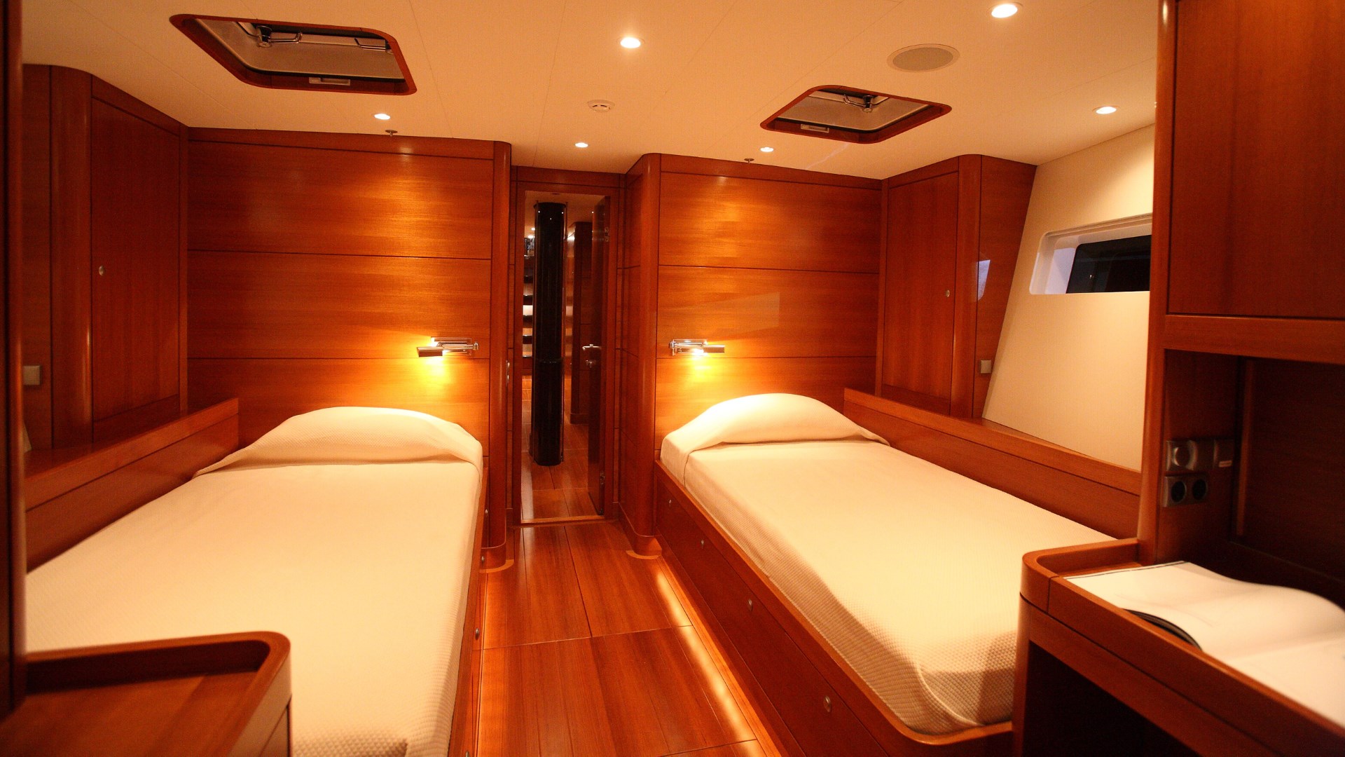 Nautor Swan Swan 90-703 Berenice Cube