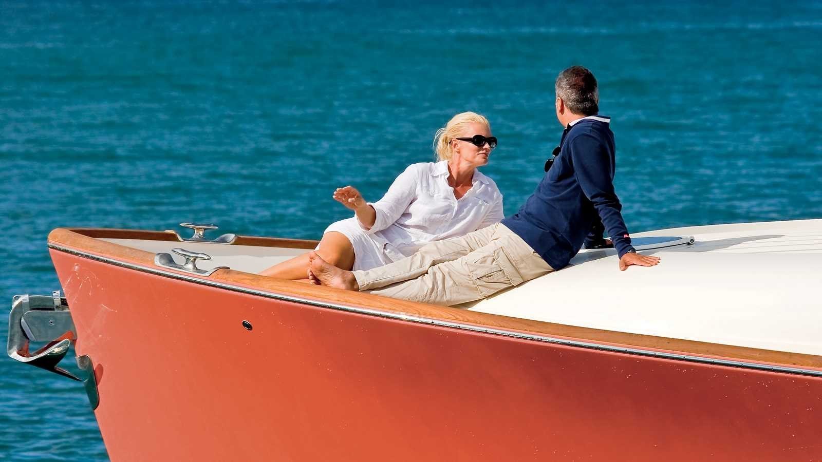 Mochi Craft Dolphin 44
