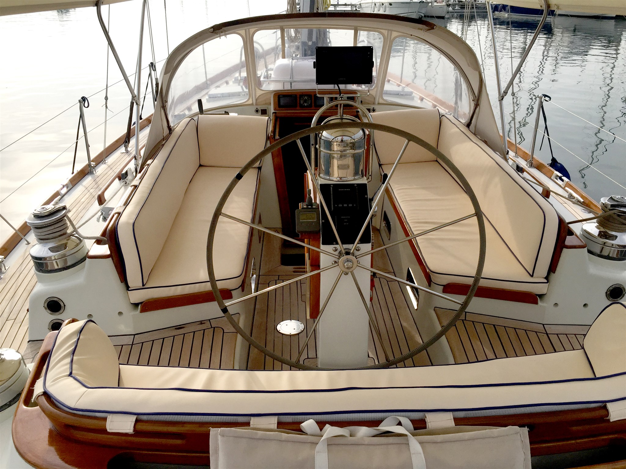 Little Harbor 53