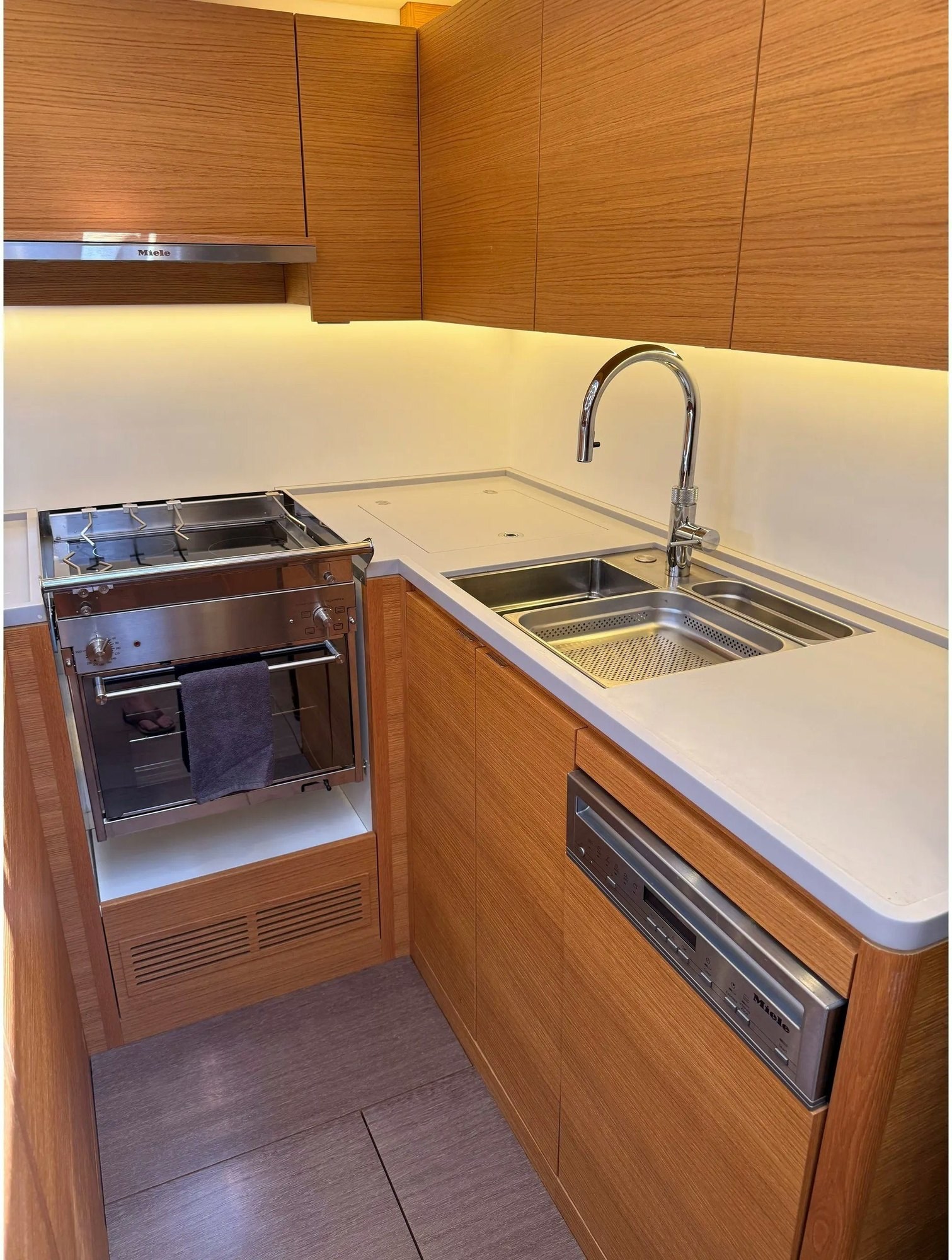 Solaris 60