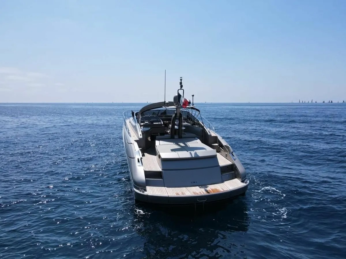 Rivale 52