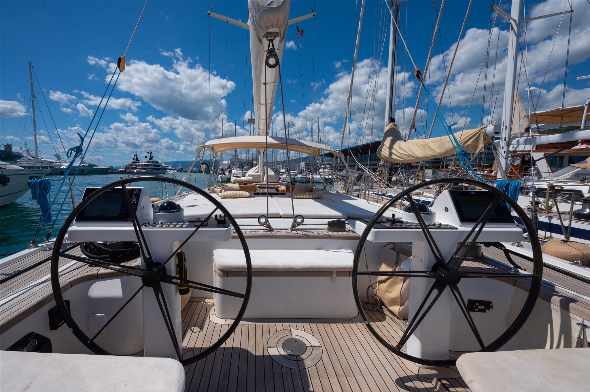 C.n. Yacht 2000 Felci 71