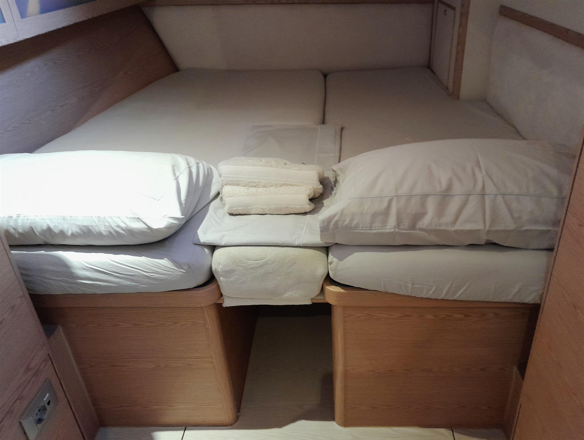 Hanse 630 E