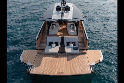 Wally_wallywhy100_Exteriors-0005