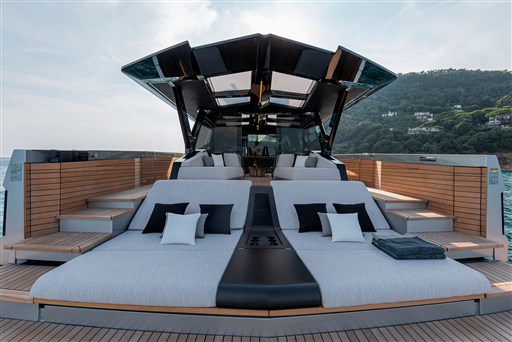 Wally_wallywhy100_Exteriors-0008
