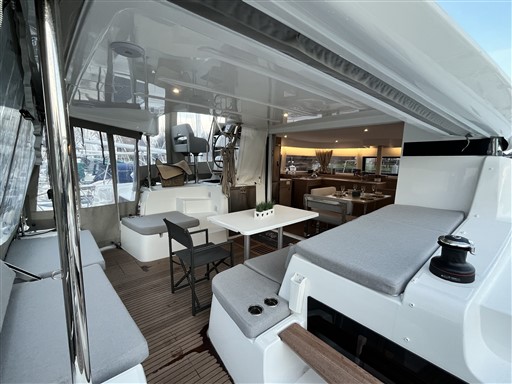 Lagoon 43