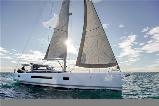 Jeanneau_Yachts_65_61.jpg