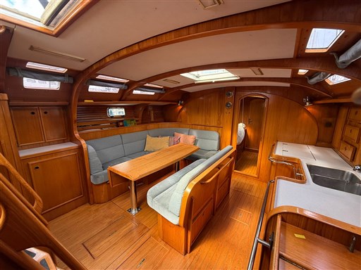 WhatsApp Image 2025-10-27 at 18.50.05 (2).jpeg