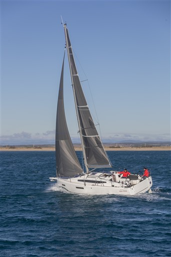 Jeanneau_Sun_Odyssey_380_16.JPG