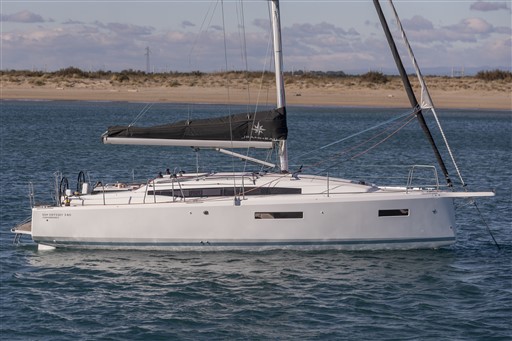 Jeanneau_Sun_Odyssey_380_23.JPG