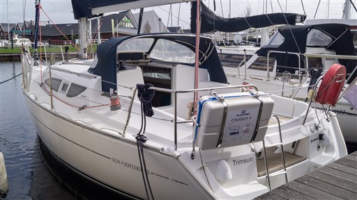 (3) Jeanneau Sun Odyysey 32 (2001)
