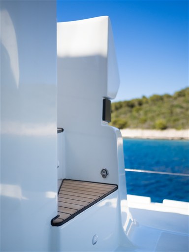 Lagoon 51 - 2024 - Catwalk
