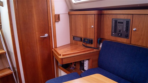 (21) Hanse 320