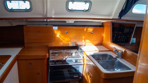 Beneteau Oceanis 321