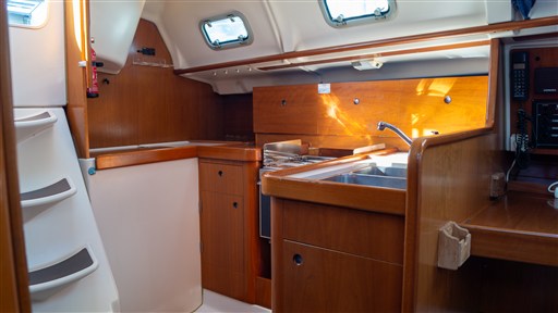 Beneteau Oceanis 321