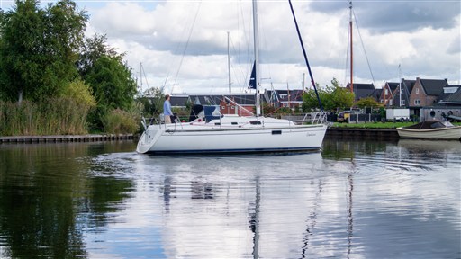 Beneteau Oceanis 321