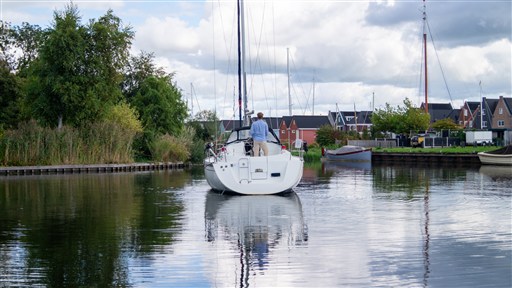Beneteau Oceanis 321