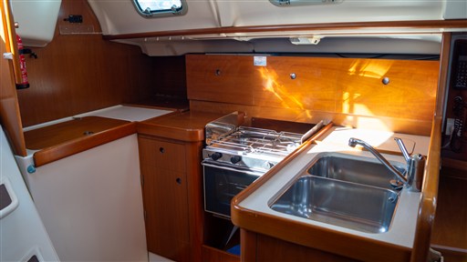 Beneteau Oceanis 321
