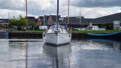 Beneteau Oceanis 321