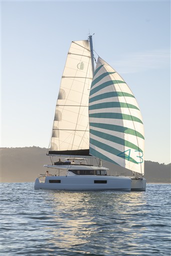 Lagoon 43