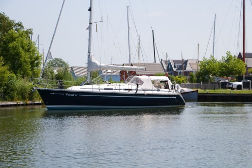 Bavaria 37 (37/2) Positiv 2002