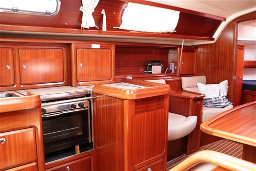 Bavaria 37 (37/2) Positiv 2002