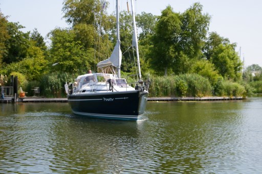 Bavaria 37 (37/2) Positiv 2002