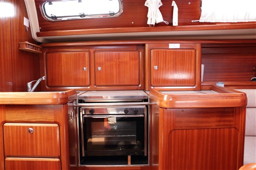 Bavaria 37 (37/2) Positiv 2002