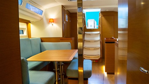 Jeanneau Sun Odyssey 440