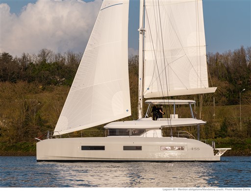 Lagoon 55