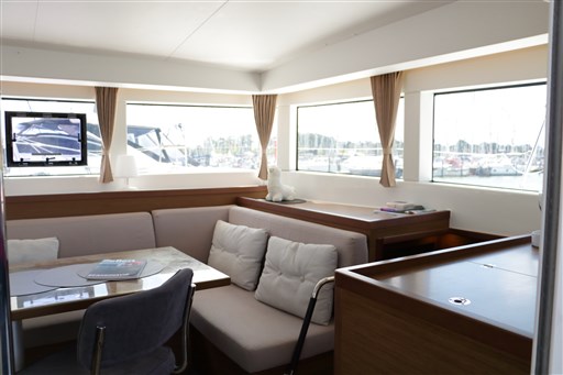 Lagoon 40