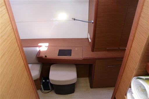 Lagoon 40
