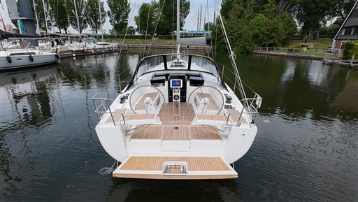Hanse 388 (16)