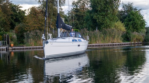Hanse 375